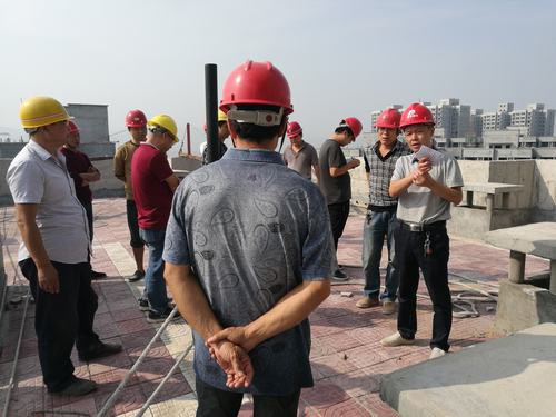 韓城分公司土建八項(xiàng)目部黨員爭(zhēng)當(dāng)“百日安全”活動(dòng)標(biāo)兵