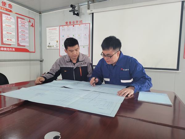 陜煤建設(shè)澄合分公司第二機(jī)電安裝隊：“不待揚鞭自奮蹄”的年輕人