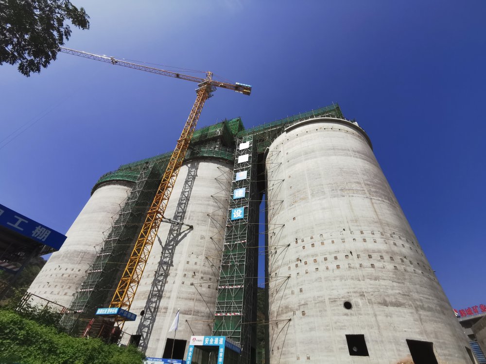 陜煤建設(shè)韓城分公司土建十一部：中秋月照施工路，國慶情燃建設(shè)魂