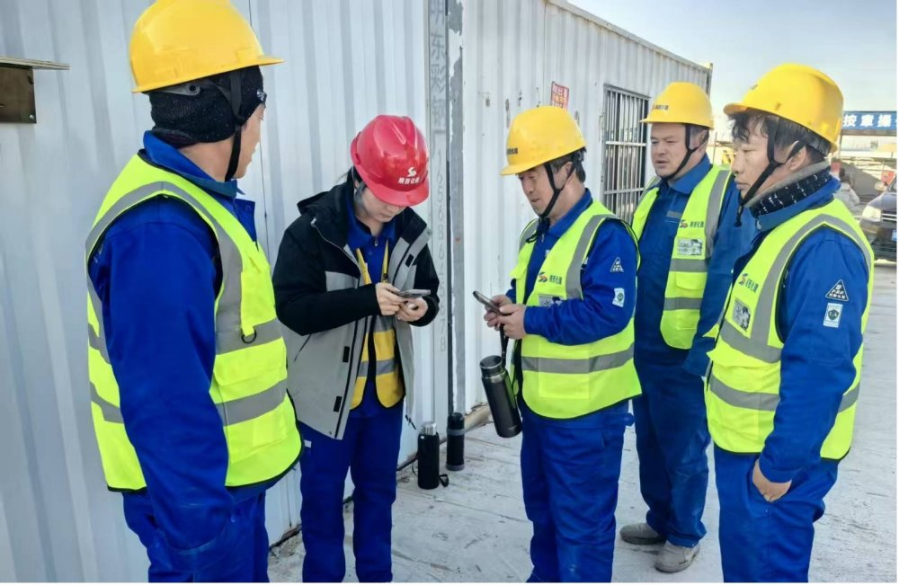 嚴抓實名管理，筑牢項目根基