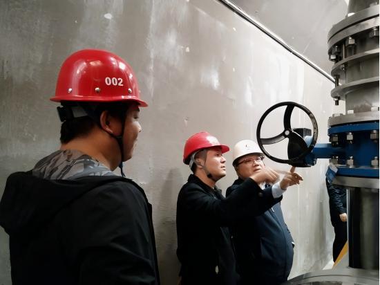 筑路架橋十余載，我們與改革共成長(zhǎng)