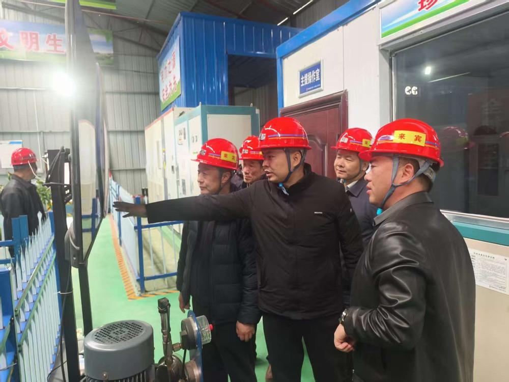 陜煤集團、韓城礦務局聯(lián)合檢查組蒞臨礦建二公司第二項目部檢查指導